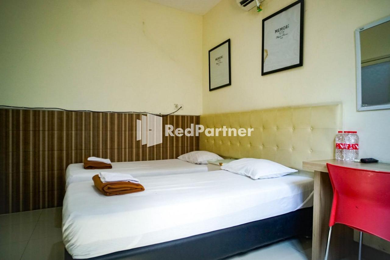 Hoki Homestay Redpartner Sorabaya Extérieur photo