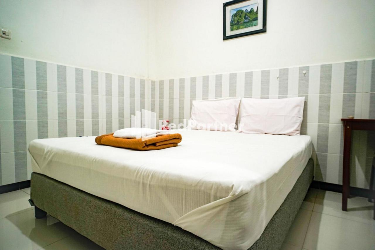 Hoki Homestay Redpartner Sorabaya Extérieur photo