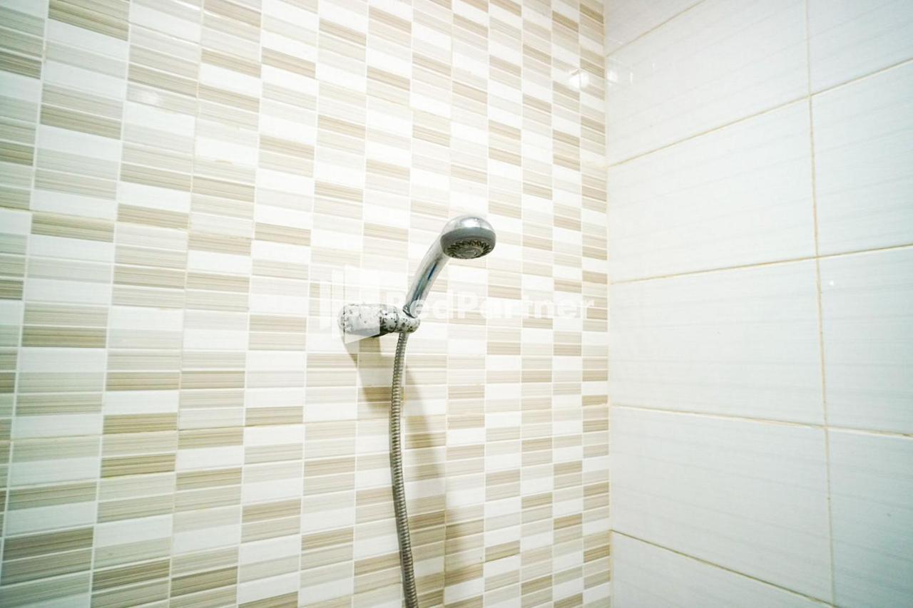 Hoki Homestay Redpartner Sorabaya Extérieur photo