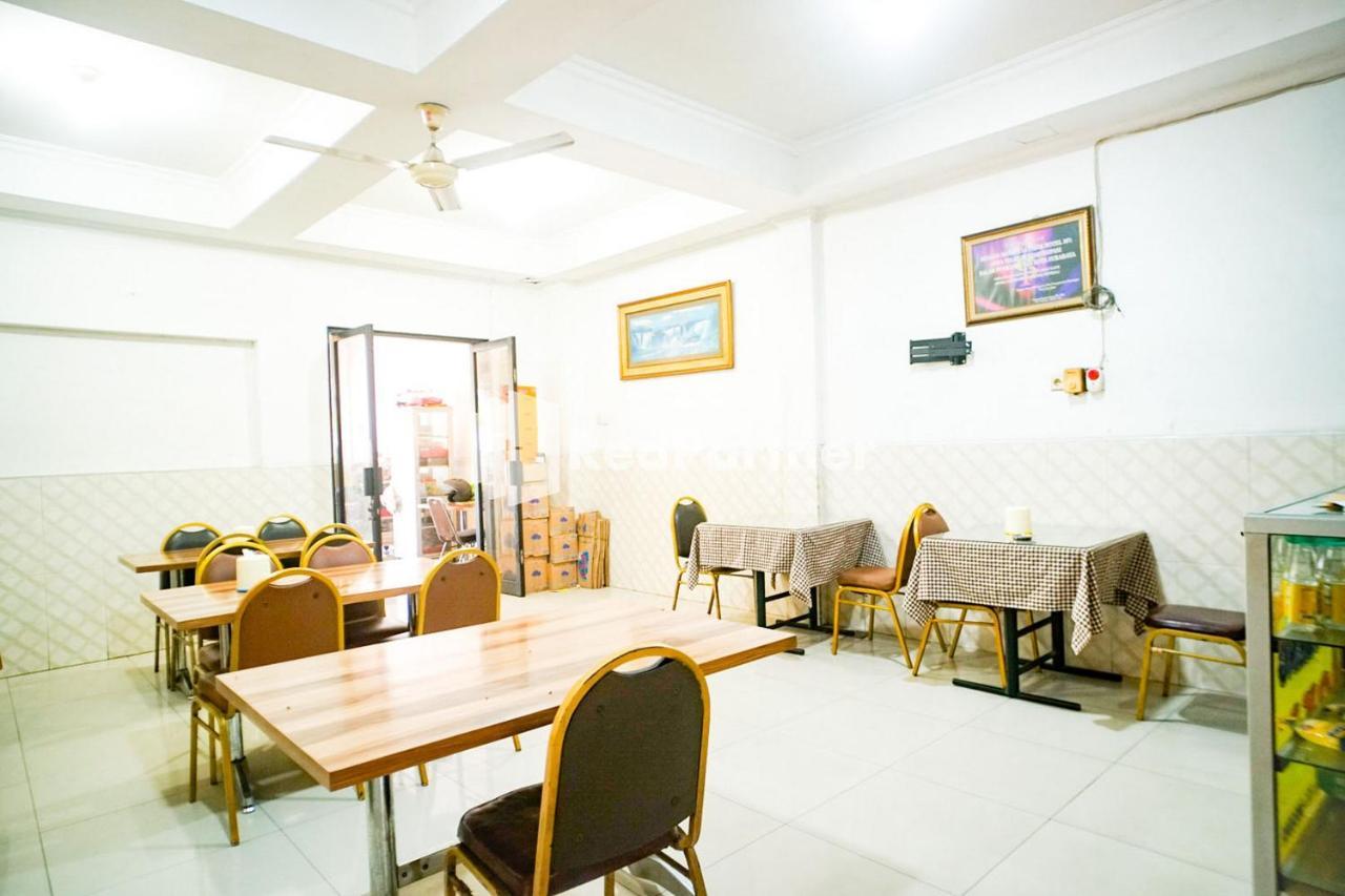 Hoki Homestay Redpartner Sorabaya Extérieur photo